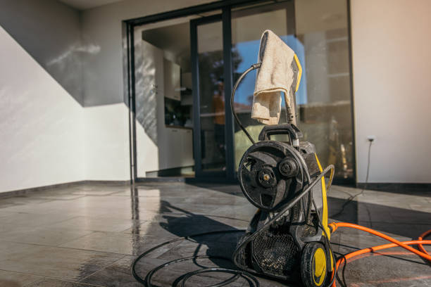 Best Graffiti Removal  in Oak Grove, MN
